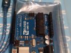 Arduino UNO R3 + Premium USB Cable