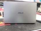 Asus 8th gen i5+2 gb grafix laptop