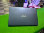 Asus core i3 11gen: 8gb ram/256gb ssd/ new condition