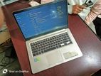 Asus Laptop i7 8gen