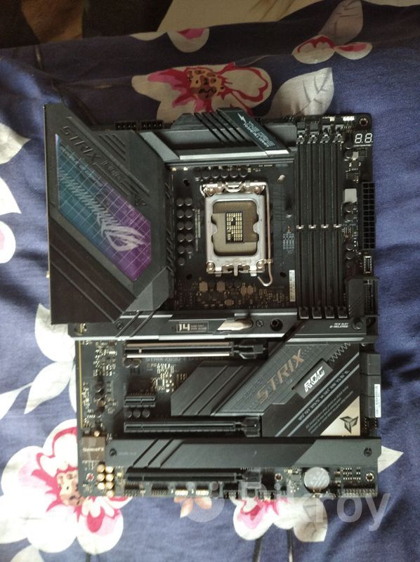 Asus ROG STRIX Z690-E GAMING WIFI ATX Motherboard for Sale