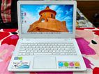 Asus Vivobook Core i5-8GB RAM 2GB Dedicated Graphics