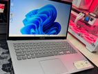 Asus Vivobook Laptop