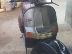 Vespa GTS 2000