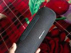 Awei Y669 Portable Bluetooth Speaker