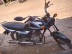 Bajaj CT 100 Motorbik 2025
