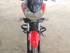 Bajaj Discover 100 . 2016