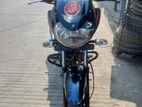 Bajaj Discover 100 Black-Red 2018