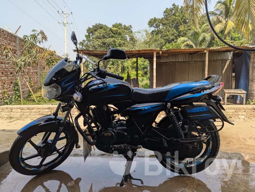 Bajaj Discover 135 2011 for Sale Sirajganj Bikroy