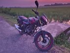 Bajaj Discover 150 . 2013