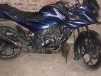 Bajaj Discover 150 . 2015