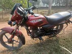 Bajaj Platina 100 . 2015