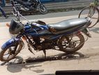 Bajaj Platina 100 . 2017