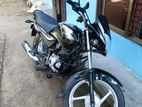 Bajaj Platina 100 . 2025