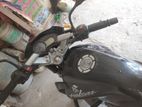 Bajaj Pulsar 135 . 2011