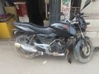 Bajaj Pulsar 150 . 2011