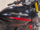 Bajaj Pulsar 150 . 2015