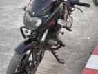 Bajaj Pulsar 150 . 2015