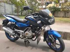 Bajaj Pulsar 150 . 2015