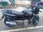 Bajaj Pulsar 150 . 2017