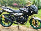 Bajaj Pulsar 150 . 2004