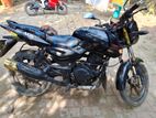 Bajaj Pulsar 150 . 2007