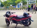 Bajaj Pulsar 150 . 2011