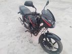 Bajaj Pulsar 150 . 2011