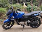 Bajaj Pulsar 150 . 2012