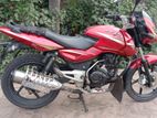 Bajaj Pulsar 150 . 2012