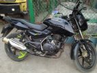 Bajaj Pulsar 150 . 2012