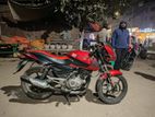 Bajaj Pulsar 150 . 2013