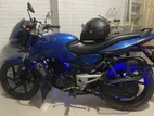 Bajaj Pulsar 150 . 2013