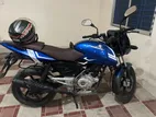 Bajaj Pulsar 150 . 2014