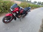 Bajaj Pulsar 150 . 2014