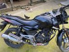 Bajaj Pulsar 150 . 2014