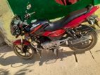 Bajaj Pulsar 150 . 2015