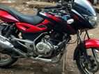 Bajaj Pulsar 150 . 2015