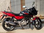 Bajaj Pulsar 150 . 2015