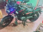 Bajaj Pulsar 150 . 2015