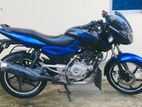 Bajaj Pulsar 150 . 2015