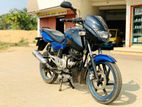 Bajaj Pulsar 150 . 2015
