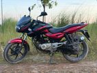 Bajaj Pulsar 150 . 2015