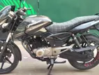 Bajaj Pulsar 150 . 2015