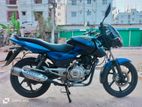 Bajaj Pulsar 150 . 2016