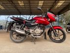 Bajaj Pulsar 150 . 2016