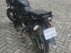 Bajaj Pulsar 150 . 2016