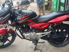 Bajaj Pulsar 150 . 2016