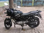 Bajaj Pulsar 150 . 2016