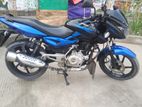 Bajaj Pulsar 150 . 2017